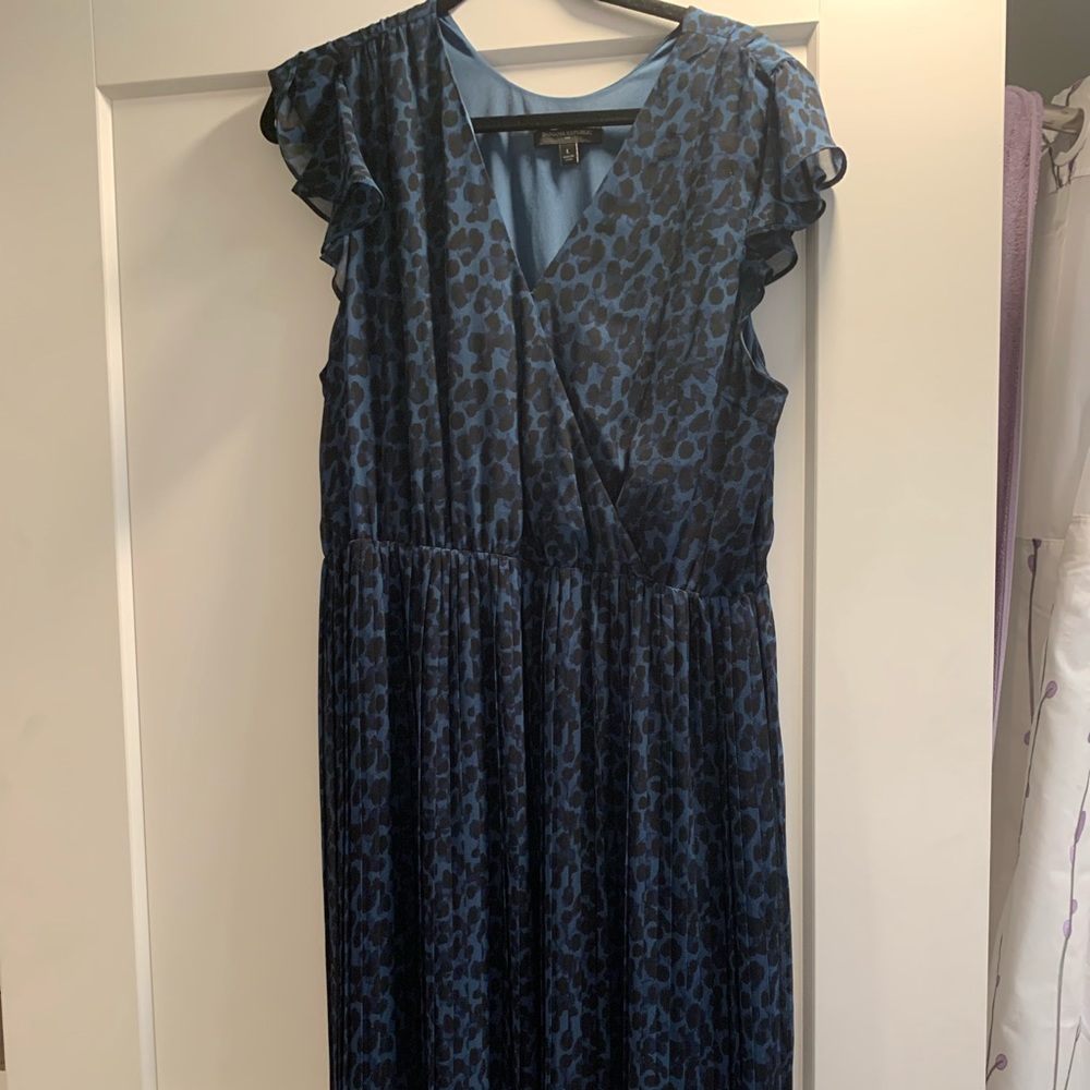 Banana Republic Midi Sz L